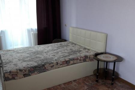 Двухкомнатная квартира в центре.