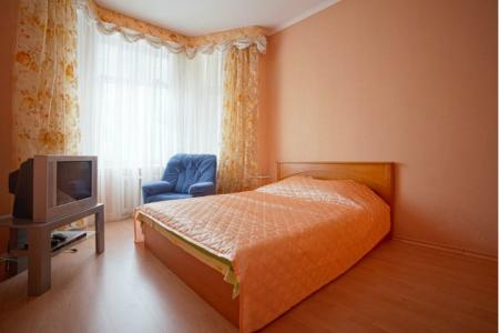 Уютная однокомнатная квартира у Парка Победы