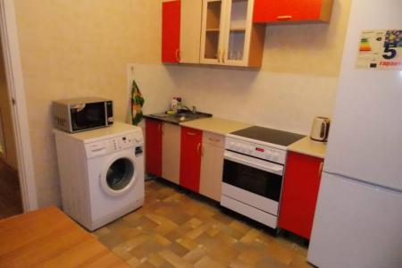 Светлая, чистая квартира, со всеми удобствами.