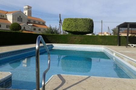 Студия возле отеля Лонда