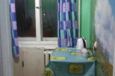 2 к.кв в 3 ост от вокзала