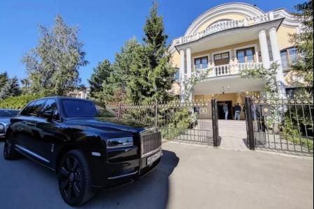 Роскошный дворец 1000 кв.м. на участке 25 соток