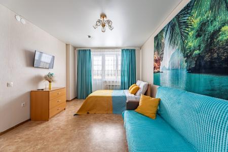 Солнечная квартира для 4х гостей в 10 мин езды от Центра, в 2 мин пешком от РКБ