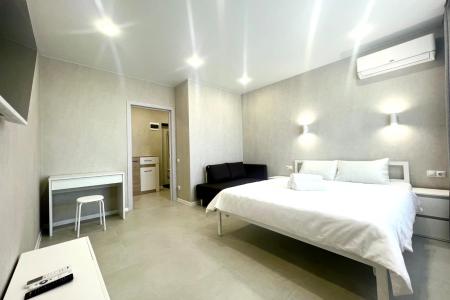 1-к апартаменты на Пухова 56