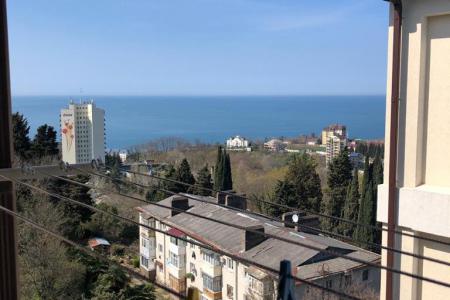 Студия от собственника посуточно с видом на море в центральном районе Сочи