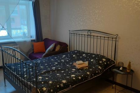 Квартира рядом с кинотеатром.