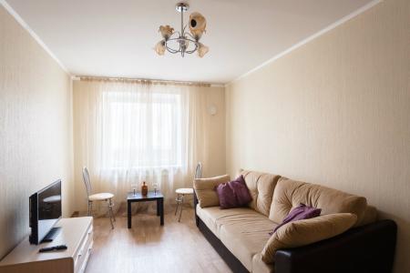 Просторная квартира на Пролетарской с отличной кухней