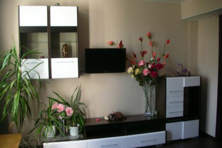 Двух комнатная квартира в непосредственной близости от ресторана стоянок и столовых