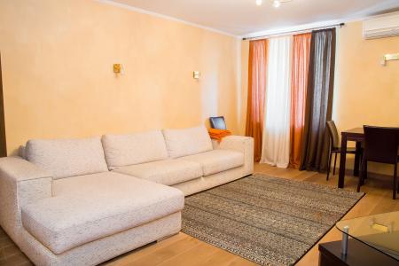 Двухкомнатная квартира, с дизайнерским евроремонтом, м. Киевская, рядом Экспоцентр