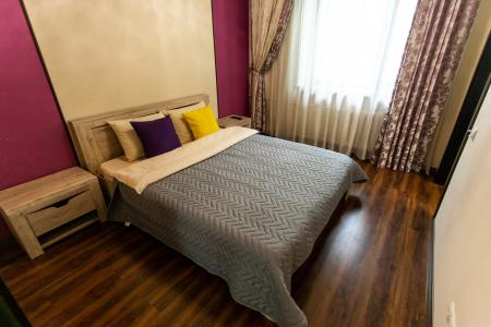 Двухкомнатные апартаменты расположены в самом сердце города