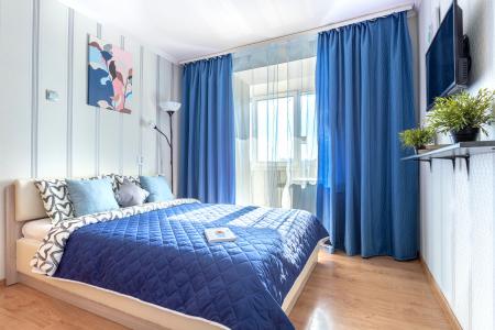 Прекрасная квартира для семьи у метро Комендантский проспект