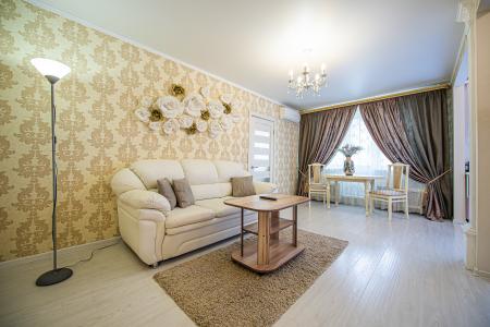 Роскошная изысканная комфортабельная квартира с кондиционером рядом с набережной реки Миасс