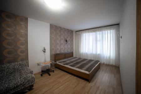 Квартира на Учебной 8