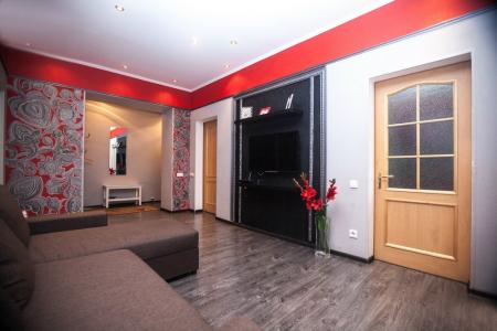 Яркая 3-комнатная квартира премиум-класса (019)