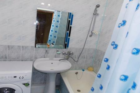 Сутки.Недели.Месяц 2-х комн. кв-ра, ул. Университетская.Евро-Люкс. 7 спальных мест.