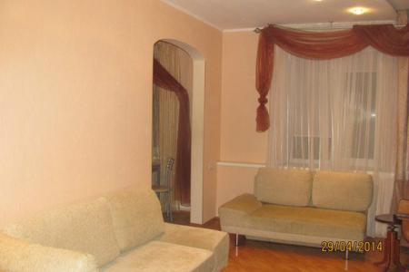 Квартира в тихом центре, рядом с парками и метро