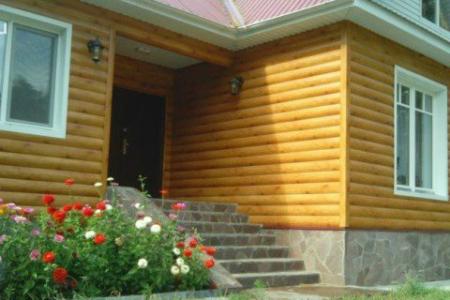 Двухэтажный коттедж в лесной зоне тихом уютном месте