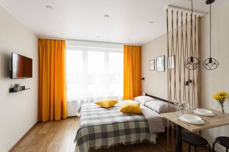 Две Подушки в мкр. Зеленый город д. 4 (студия)