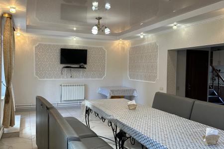 Аренда коттеджей с теплым бассейном