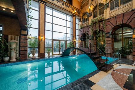 Элитный особняк с эксклюзивным банкетным залом, тропическим бассейном, сауной, русским бильярдом