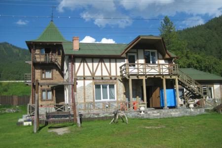 Коттедж "Междуречье" в Усть -Мунах