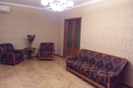2-к.квартира в центре ул.Колхозная д.85