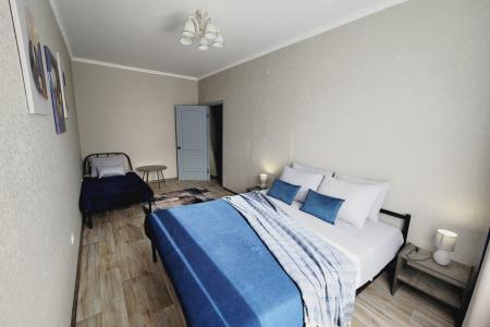 Просторная двухкомнатная квартира с балконом рядом с аквапарком