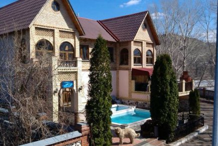 Коттедж, Утёс, 300м., на 1линии р.Волги у подножья Сокольих гор! р-он пос.Кр.глинки.