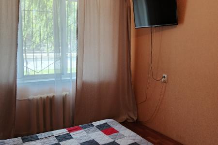 Сдаю посуточно 1 комн. в центре города Керчи,Автовокзал