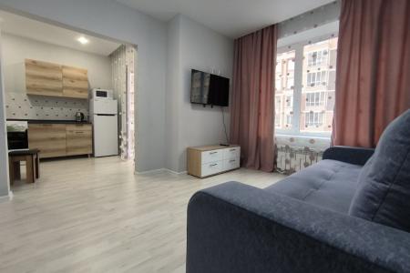 Студия на Советской возле ЖД вокзала