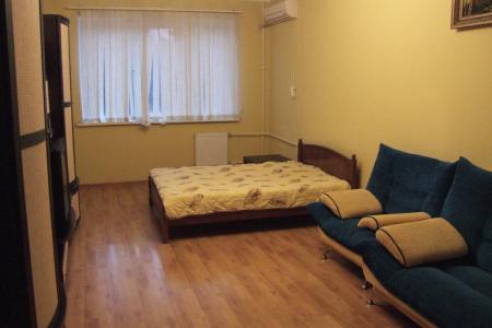 Однокомнатная квартира в центре, ул.Промышленная, 33