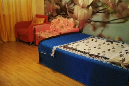 Сдам квартиру в центре посуточно и на часы