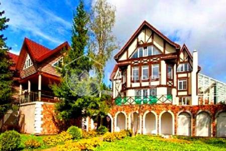 Коттедж до 70 человек по Пятницкому шоссе с банкетным залом и бассейном