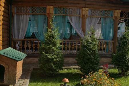 Сдается коттедж в экологически чистом районе,в окружение леса!!!