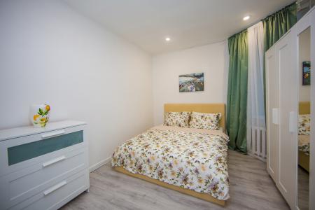 White Night Apartment