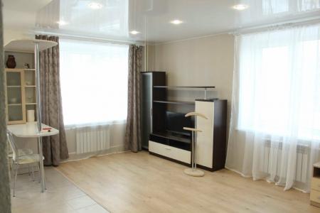 Сдаю апартаменты на Кирова, 23, посуточно