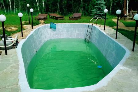 Коттедж с отличным интерьером и бассейном.