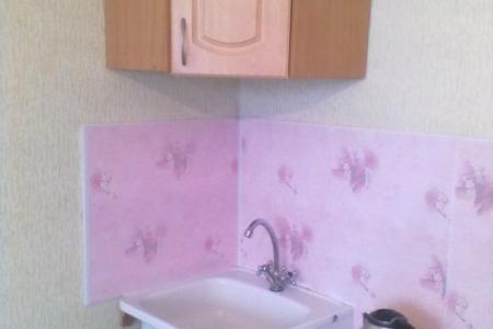 Сдам  квартиру-студию посуточно.