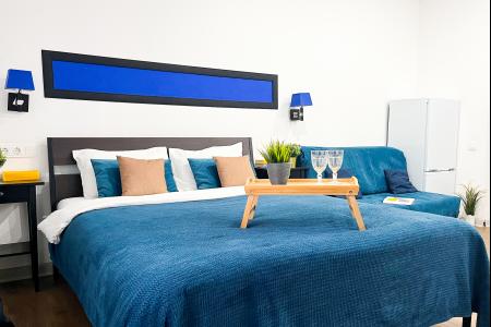 Современная квaртира в НОBОM ДОMЕ c 4 спальными меcтами