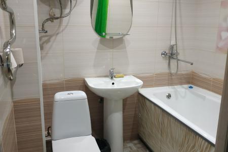 Сдам 1-комн.кв. посуточно - 1300 руб. (Калинина 129)