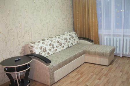 дизайнерский евроремонт, мягкая мебель,кухонный гарнитур, полный набор посуды,белья