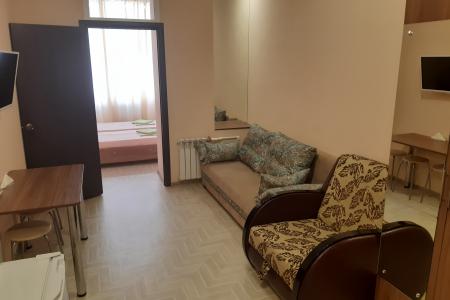 Двухкомнатная студия делюкс