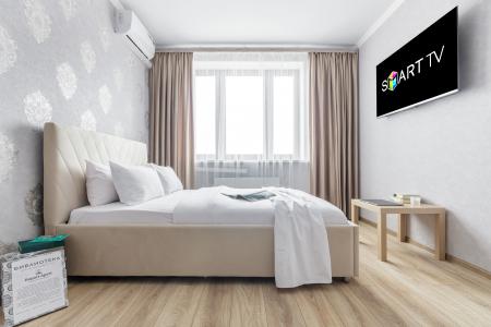 Огромный 52 дюйма Smart TV+терраса с окнами в пол