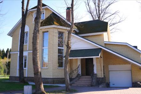 Чудесный коттедж в Ропше - с арендой банкетного зала и банного комплекса с бассейном