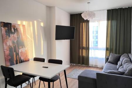 Новая , стильная квартира у метро!