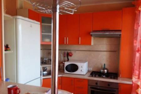 Сдам 2ку в новом доме в ра-не т.ц. МАКСИ, ГАЛАКТИКА,СОФА,гипер-маркета МАГНИТ,Мед.Академии