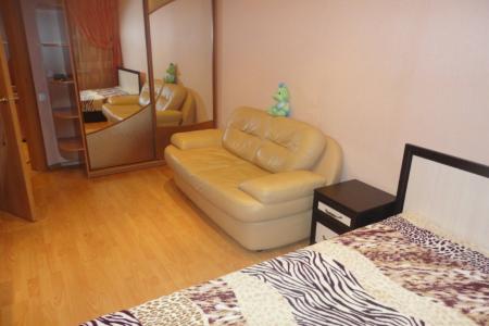 Теплая уютная однокомнатная квартира рядом РДБ,Перинатальный Центр,ДСААФ,Центр МЧС,5мин до центра