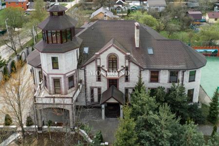 Замок Евы - коттедж на 45 человек