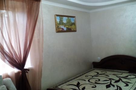 Квартира на х одится рядом с парком.