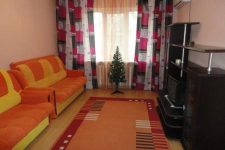 Двухкомнатная квартира около аквапарка Осьминожек